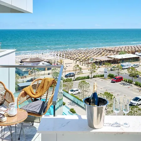 Nova Seaview In Infinity - Parking Apartment Mamaia
